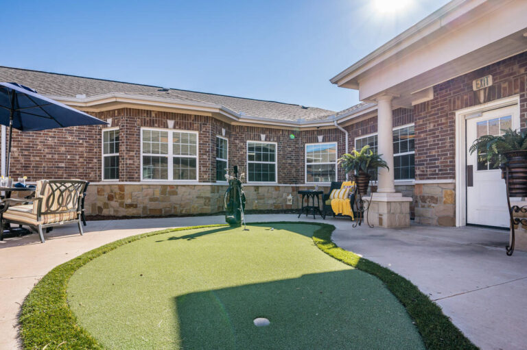 The Gardens of Amarillo | Putting Green